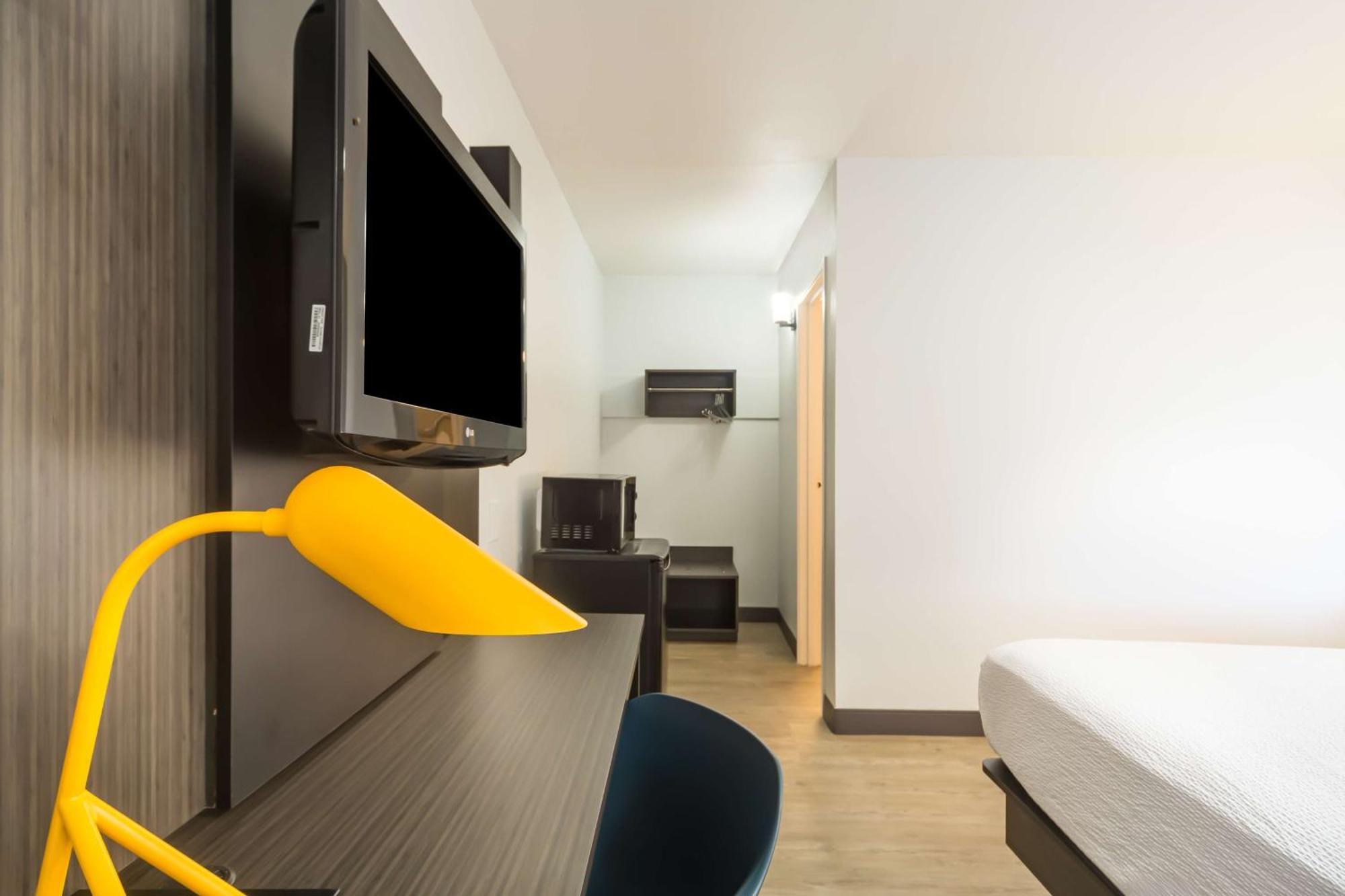 Motel 6-Del Rio, Tx ภายนอก รูปภาพ